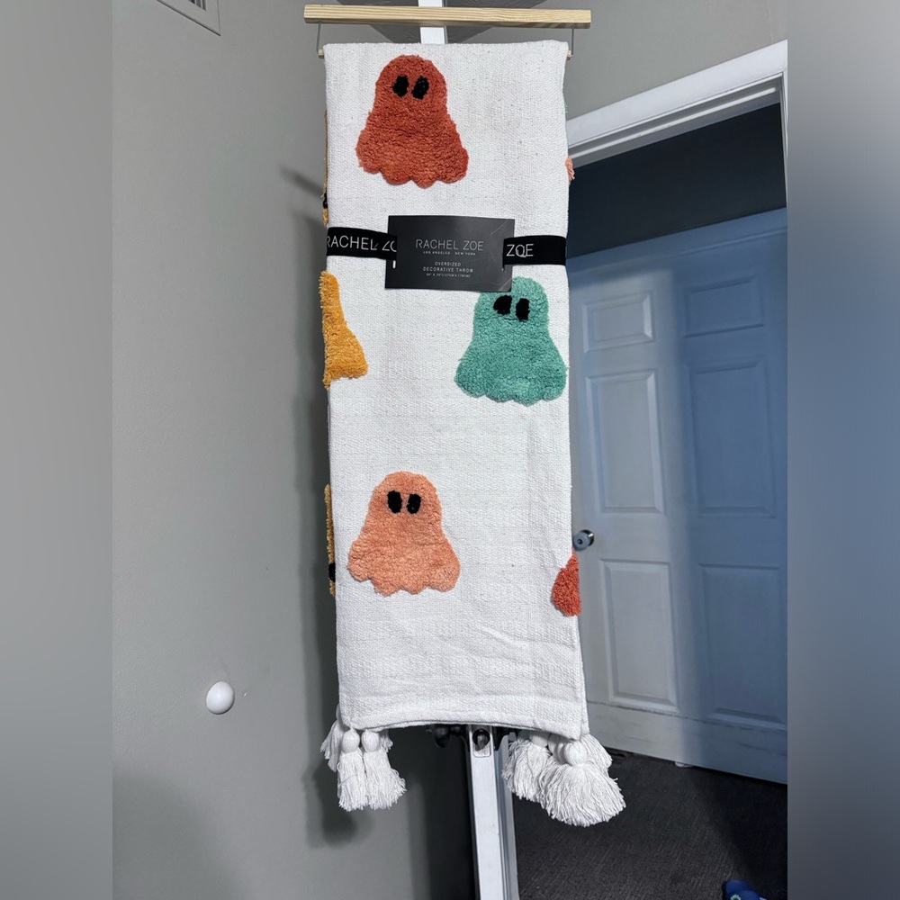 Viral ghost blanket.